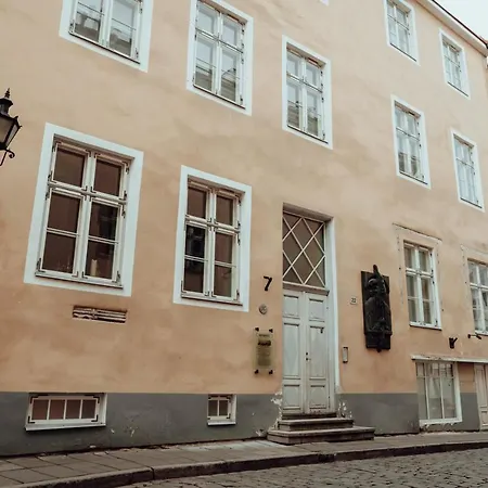 Design In The Heart Of Old Town