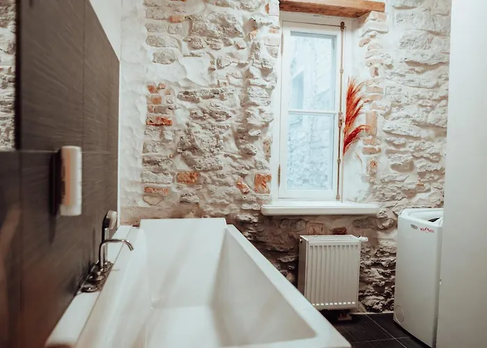 شقة Design In The Heart Of Old Town